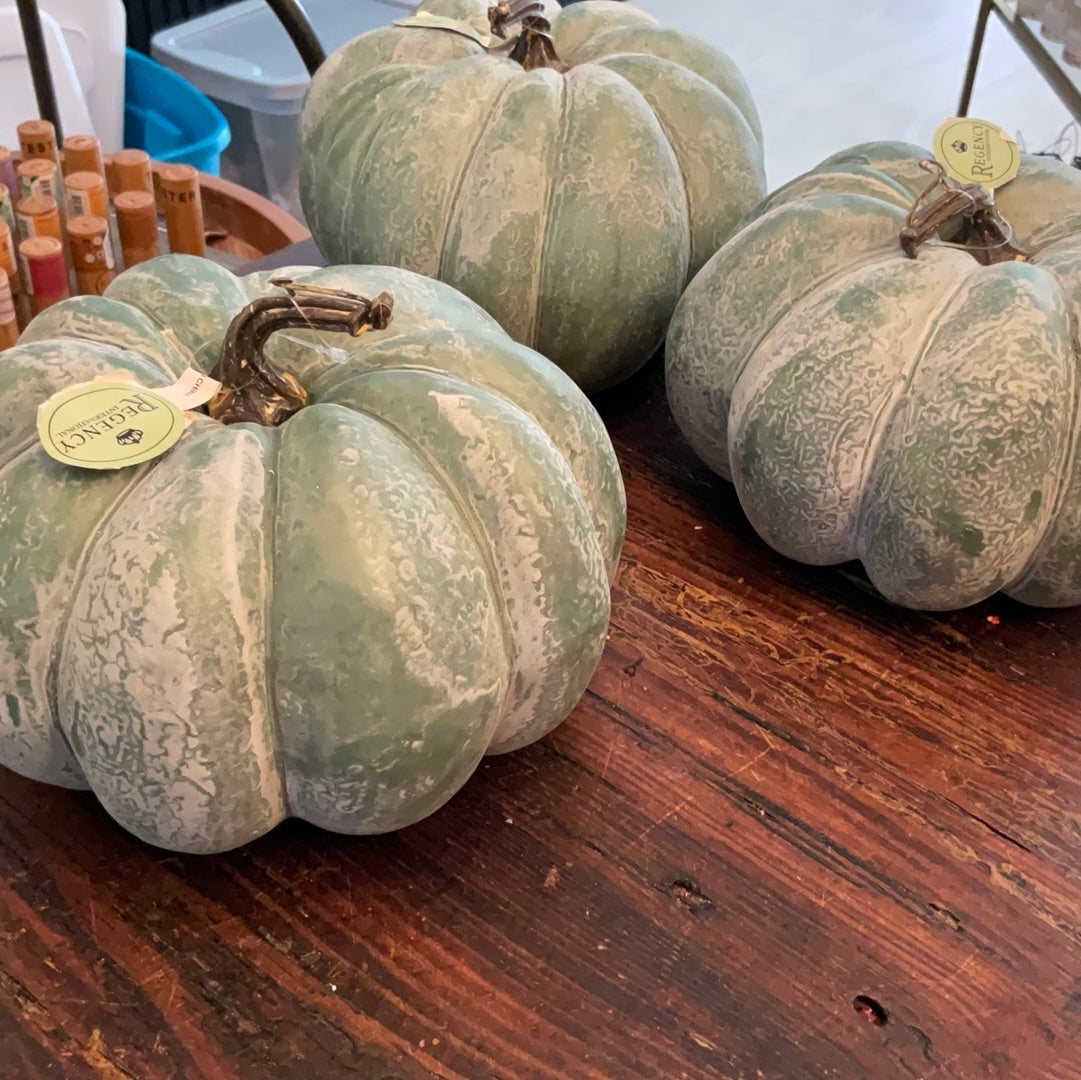Blue Weathered 8 in pumpkin