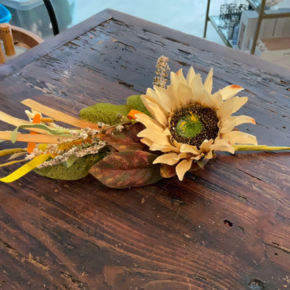 Sunflower pom pom pick